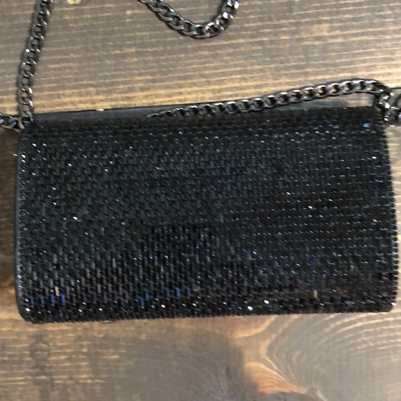 Starlet Black Metal Clutch with chain Strap - Picture 8 of 8